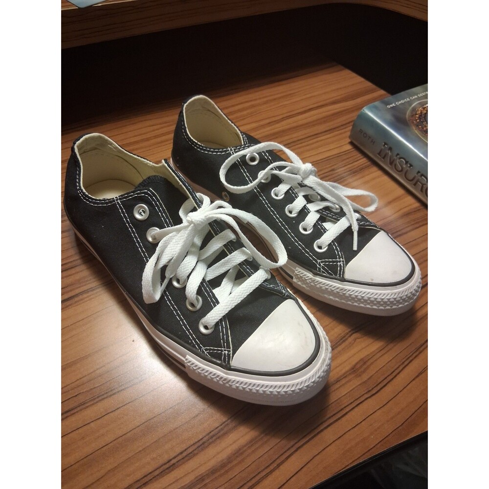 Size 7 - Converse Chuck Taylor All Star Ox Black W